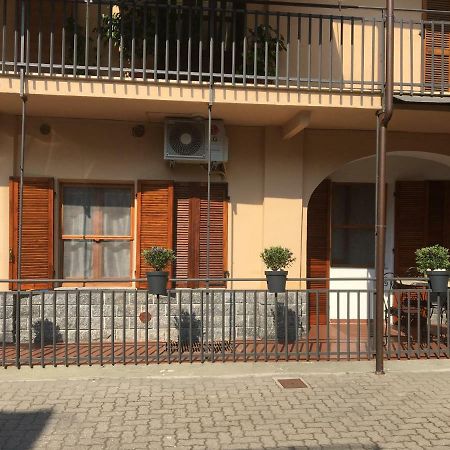 Appartamento - Casa La Botola - Алба Екстериор снимка
